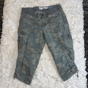 Women’s Size 8 Capris